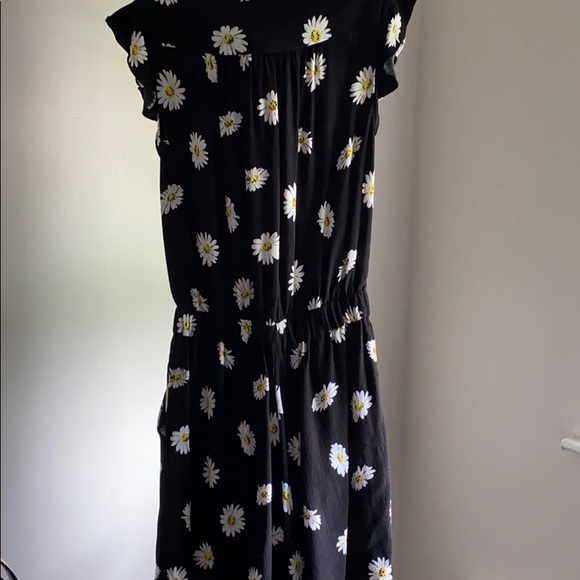 Romper - Picture 2 of 3